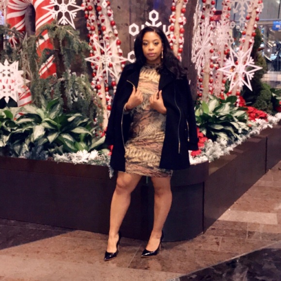 Dress - Picture 2 of 3